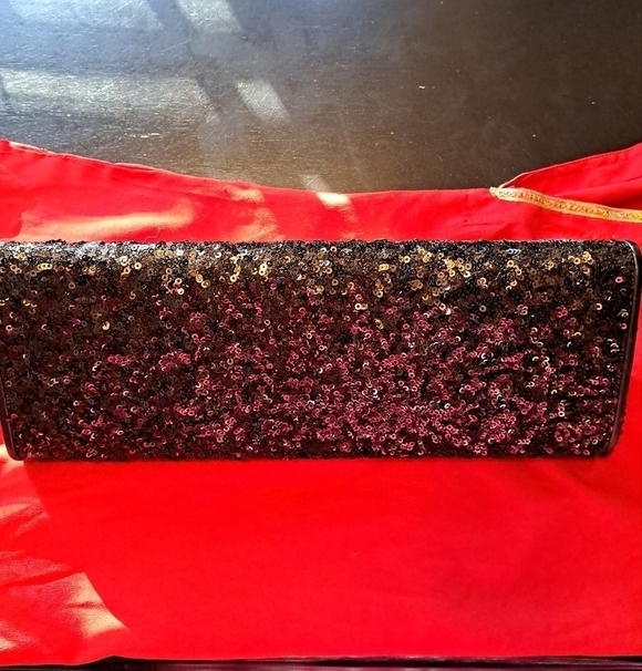 Black Special Occasion/Holidays Sequin Clutch - Picture 2 of 3